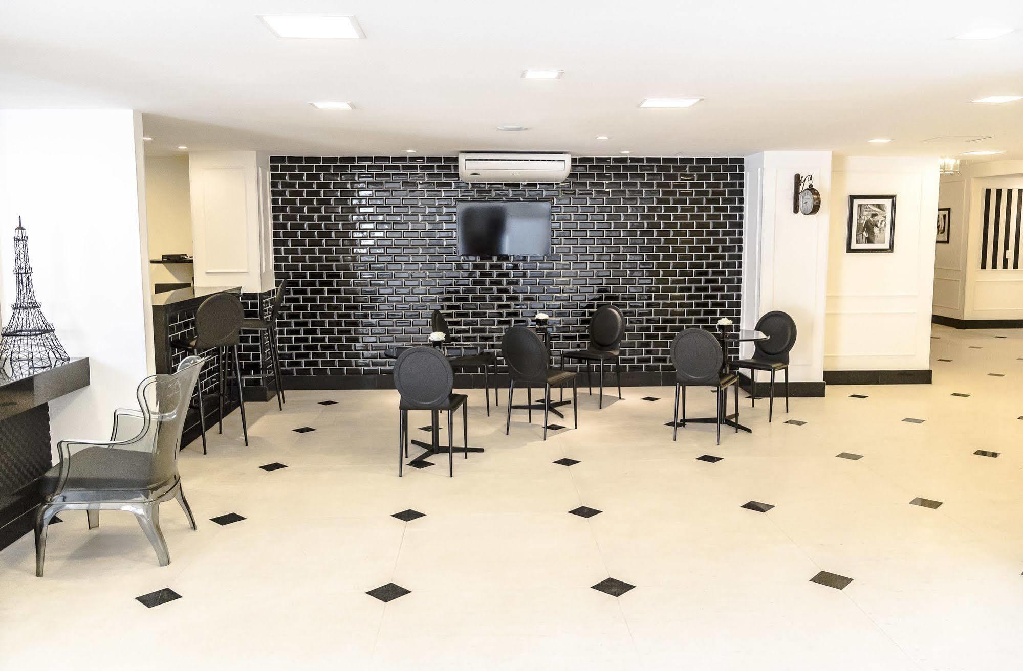 Hotel Saint Louis Pampulha بيلو هورزونتي المظهر الخارجي الصورة